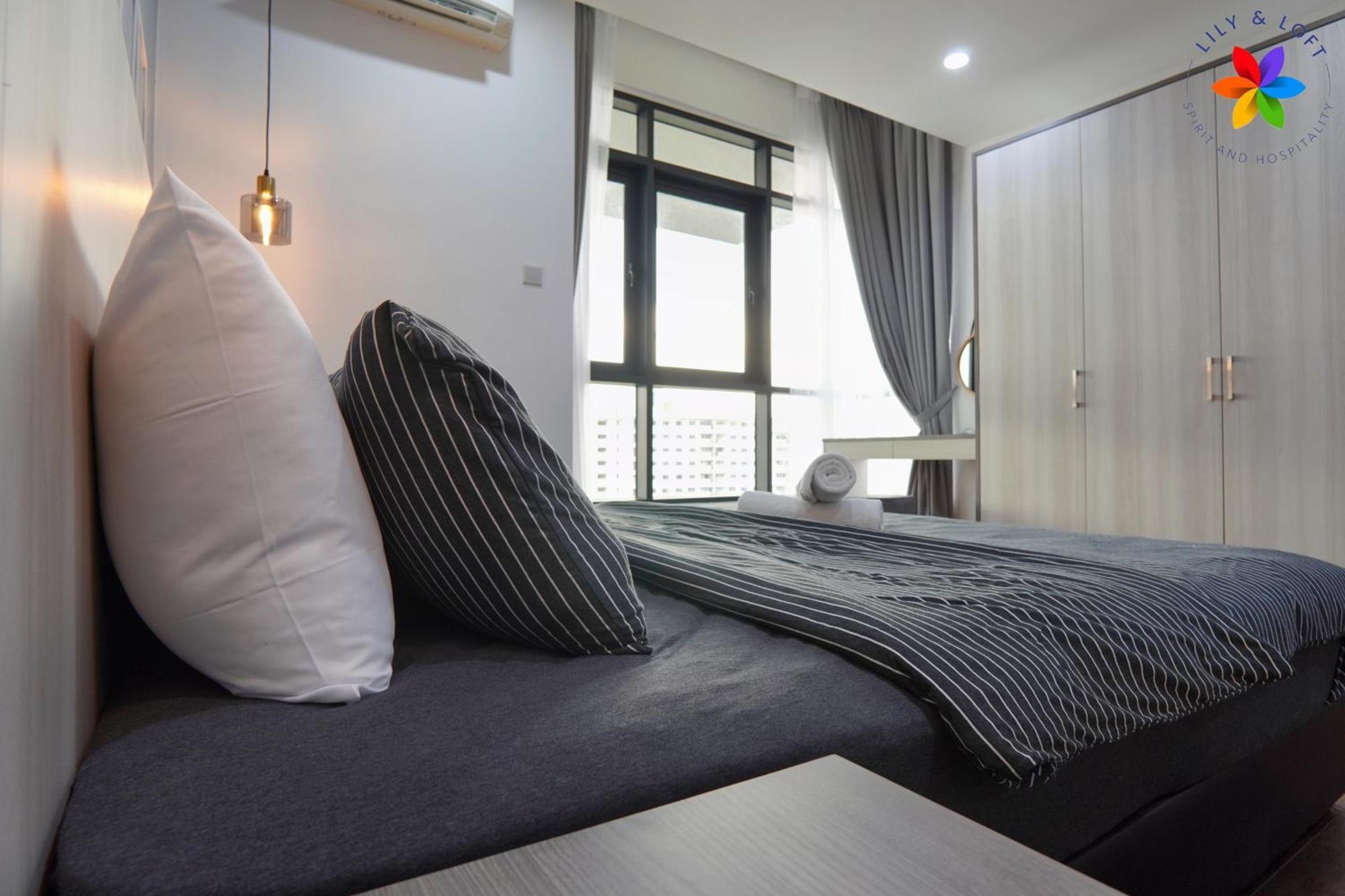 Lily&Loft - Queensville @ Kuala Lumpur - Netflix Luaran gambar